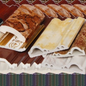 Пластическая экструзионная форма с имитационным мрамором